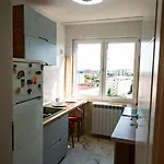 Helen * Bucureşti